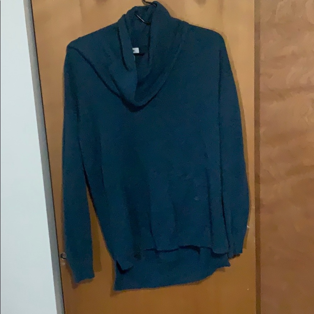 Turtle neck sweater